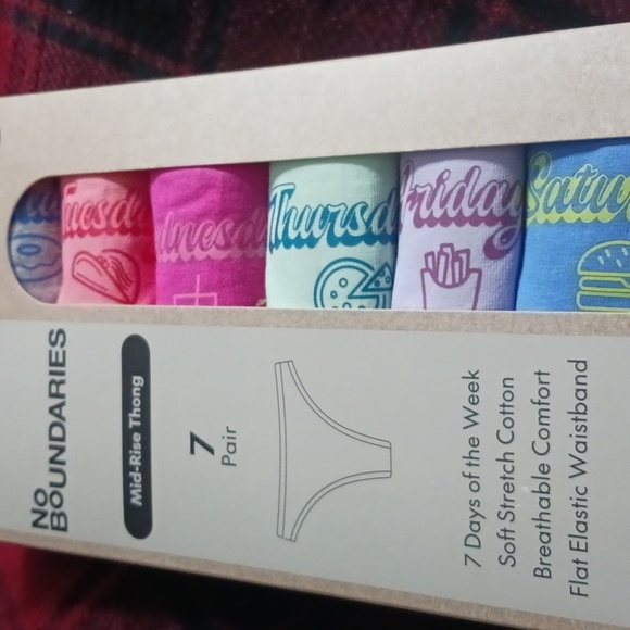 NO BOUNDARIES MID RISE THONG 7 PAIR DAYS OF THE WEEK PANTY SET - Picture 2 of 12